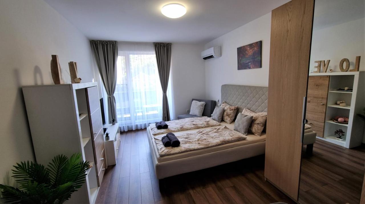 Luxury Quiet Apartment In The City Center Plovdiv Buitenkant foto